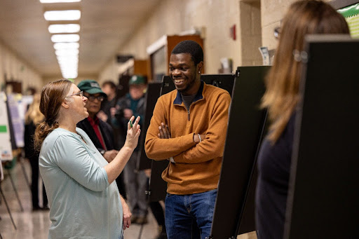 Students shine and showcase their research at the Integrative Studies Research Forum